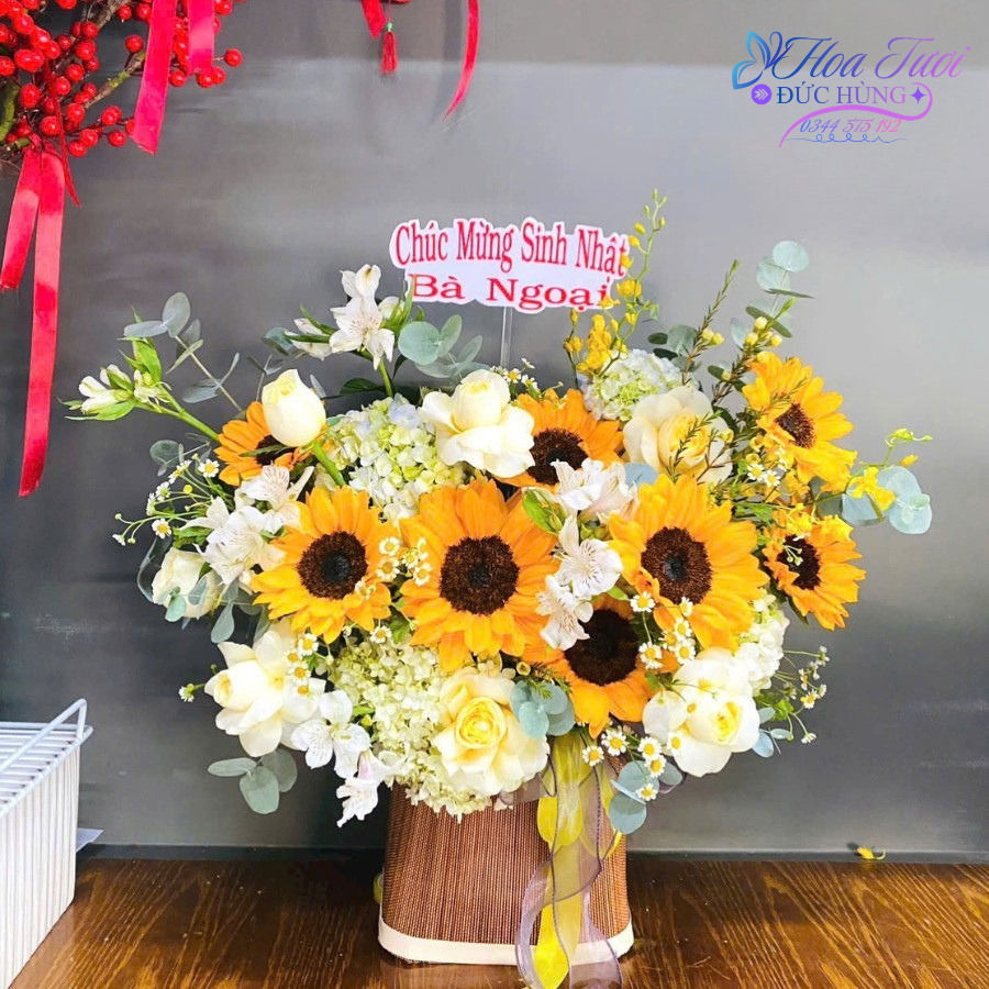 Giỏ Hoa Hướng Dương Nhỏ GH05
